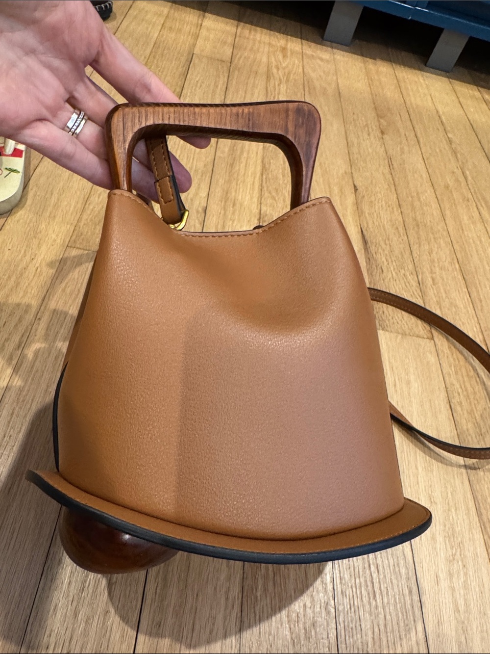 CULBIA Brown Leather bucket Bag Wooden Handle Crossbody NWT